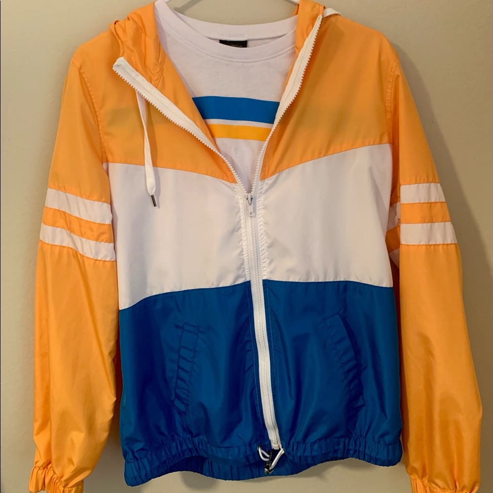 Zip up windbreaker jacket w/ matching shirt